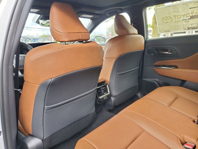 New 2026 Toyota Crown Signia AWD/4WD image 4