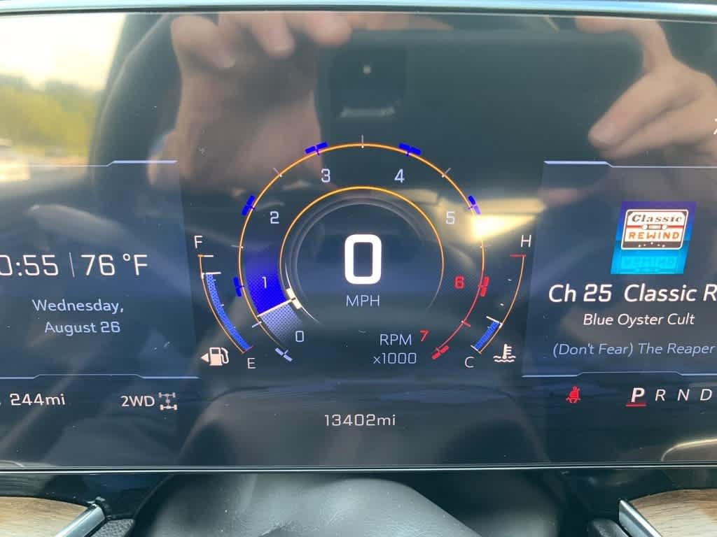 Used 2025 Chevrolet Tahoe High Country AWD/4WD image 29