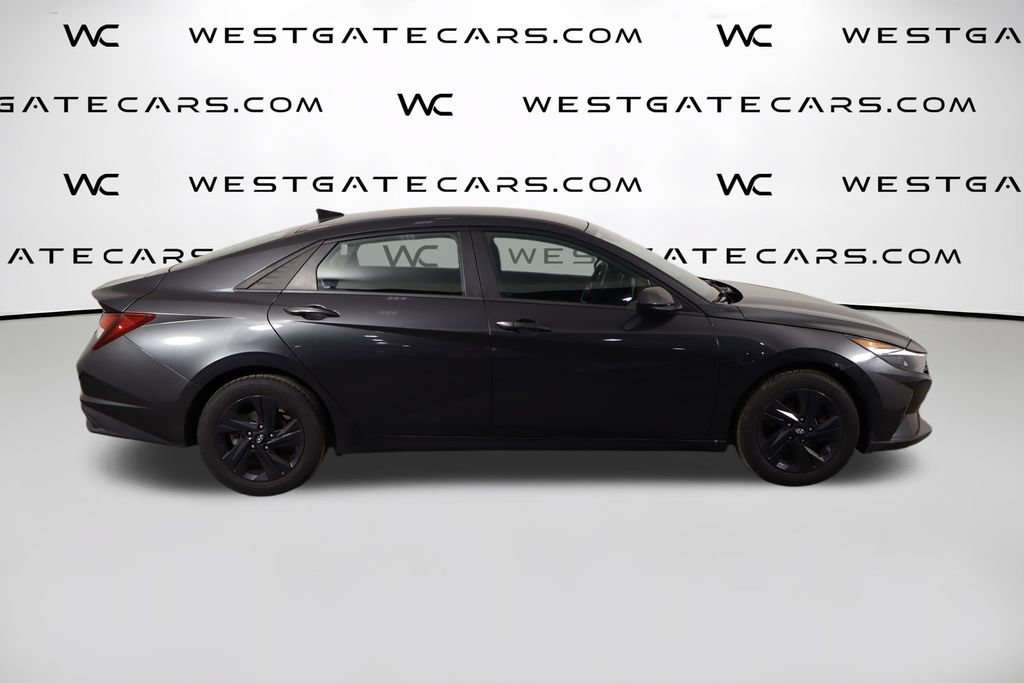Used 2022 Hyundai Elantra SEL FWD image 42