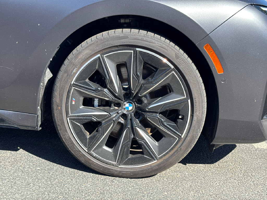 New 2026 BMW 740i RWD image 7