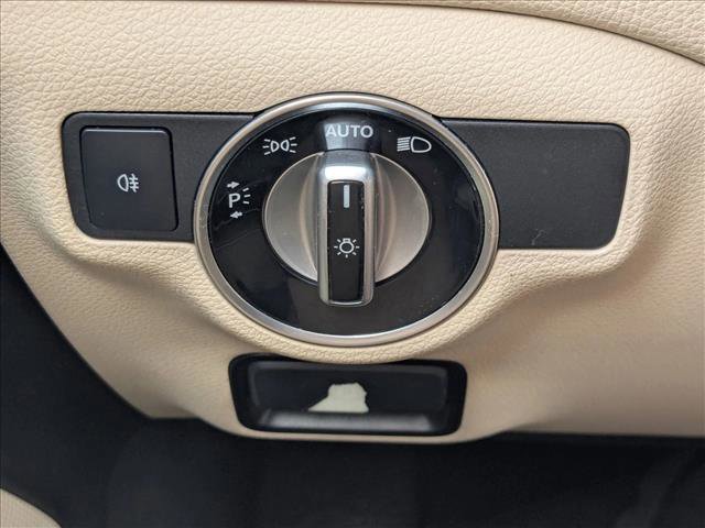 Used 2014 Mercedes-Benz CLA 250 image 10