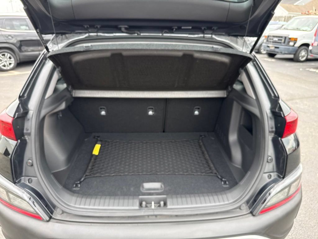 Used 2023 Hyundai Kona SE AWD/4WD image 37