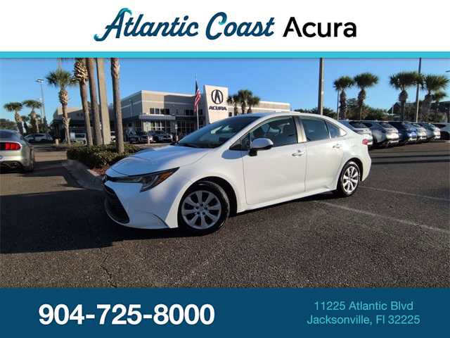 Used 2023 Toyota Corolla LE image 1