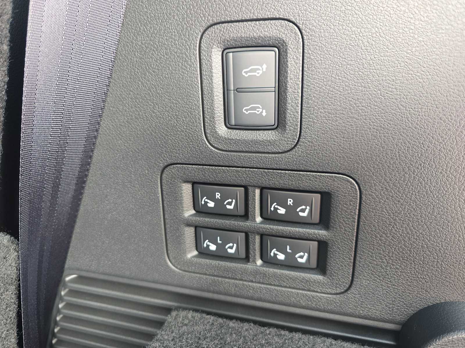 New 2026 INFINITI QX80 Autograph w/ Autograph Exterior Package image 13