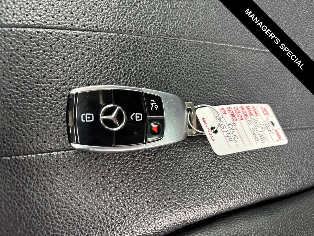 Used 2018 Mercedes-Benz E 300 4MATIC image 28
