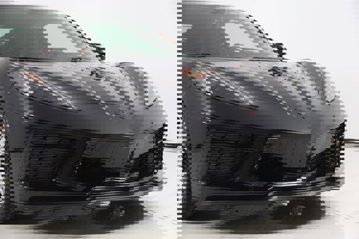 Used 2020 Chevrolet Corvette Stingray Premium Cpe w/ 3LT Preferred Equipment Group image 64