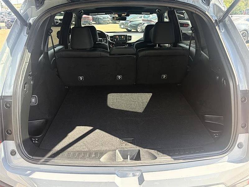 Used 2023 Honda Passport Elite image 11