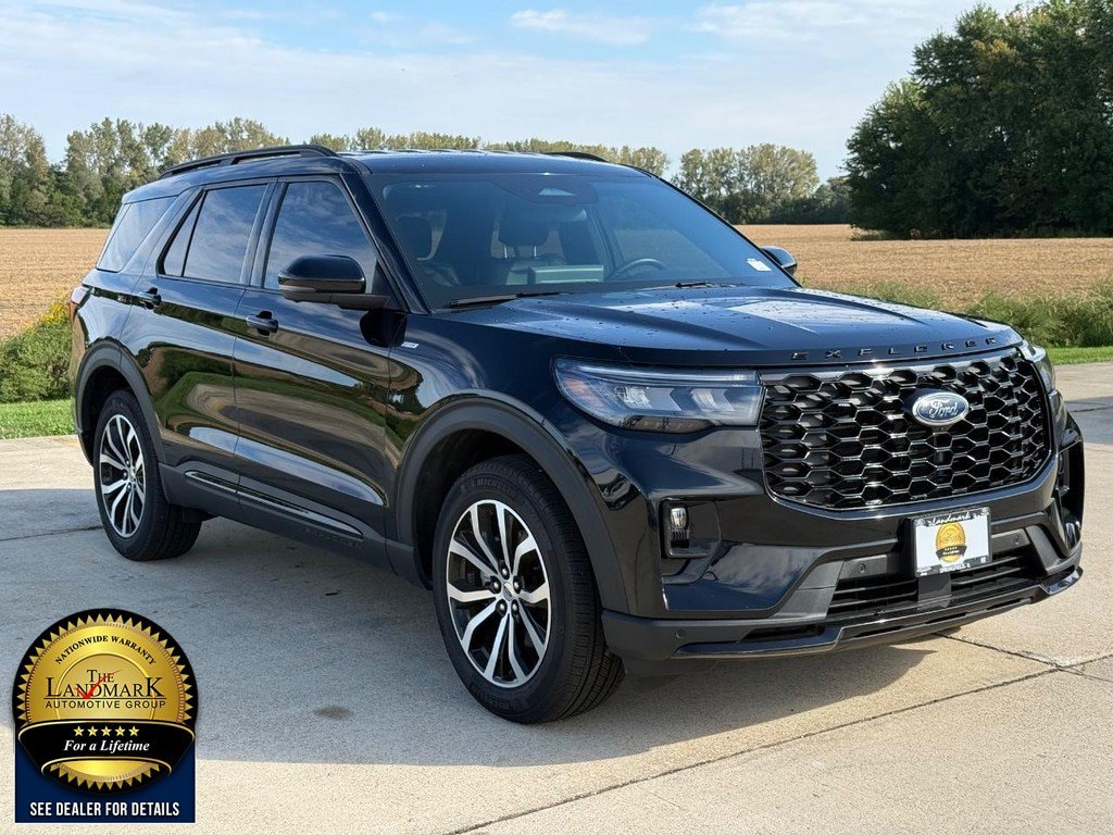 Used 2026 Ford Explorer ST-Line AWD/4WD image 3