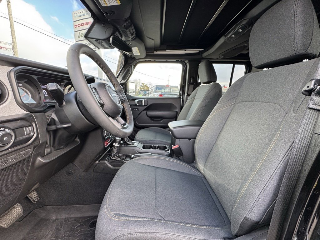 Used 2024 Jeep Wrangler Willys image 16
