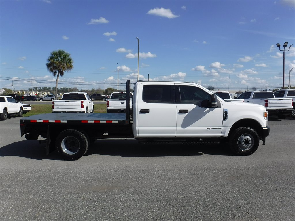 Used 2021 Ford F350 XLT image 3