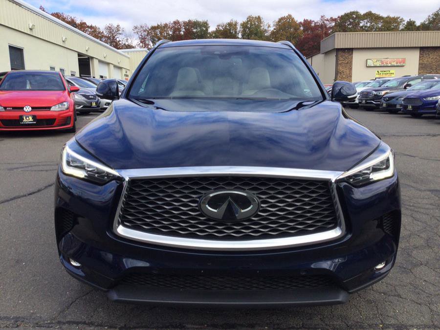 Used 2019 INFINITI QX50 Essential w/ Sensory Package image 2