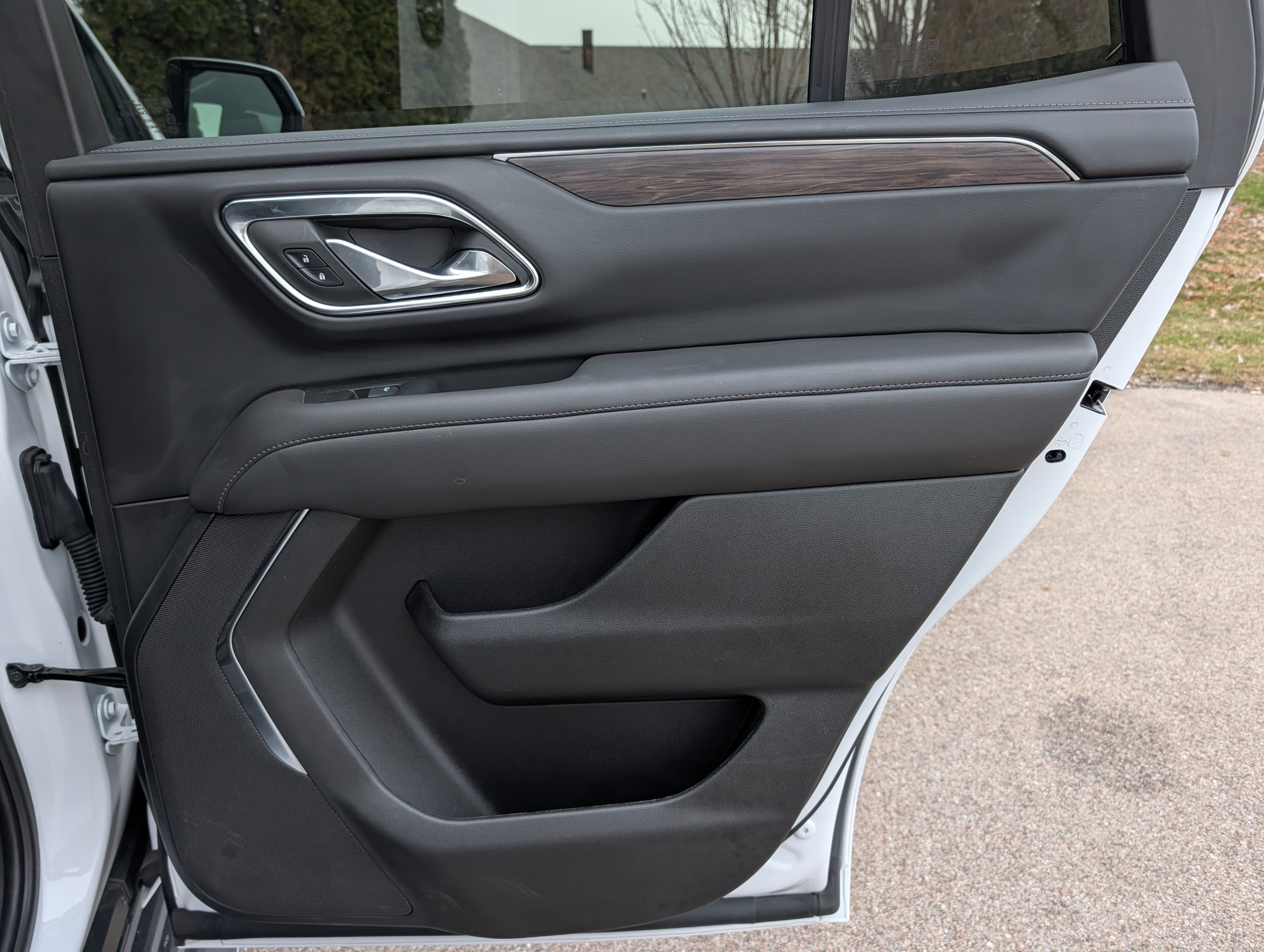 Used 2024 Chevrolet Tahoe LS w/ Driver Alert Package image 35