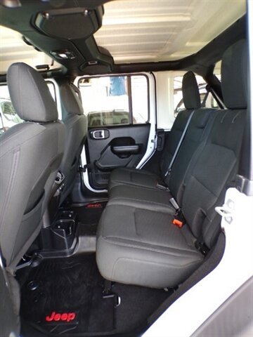 Used 2018 Jeep Wrangler Unlimited Sport S AWD/4WD image 15