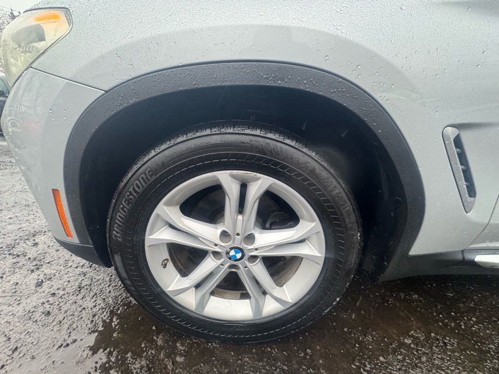 Used 2018 BMW X3 xDrive30i image 12