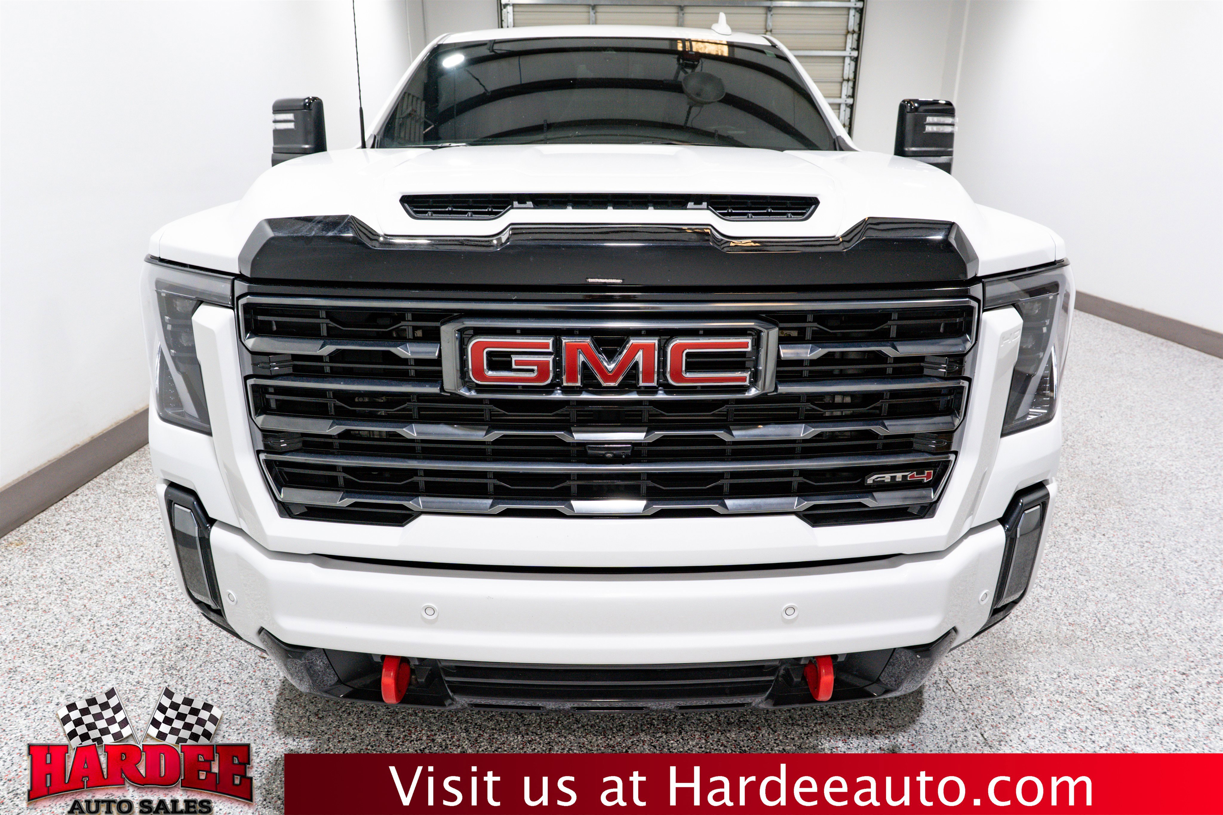 Used 2024 GMC Sierra 2500 AT4 image 7
