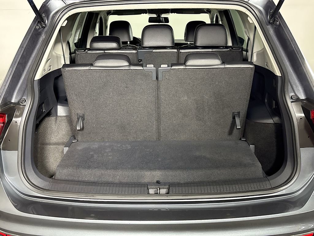Certified 2021 Volkswagen Tiguan SE image 21