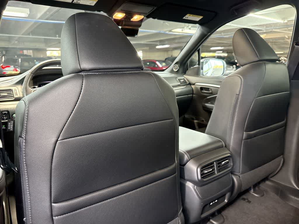 Used 2024 Honda Passport EX-L image 23