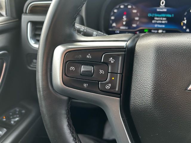 Used 2023 Chevrolet Suburban Premier image 16
