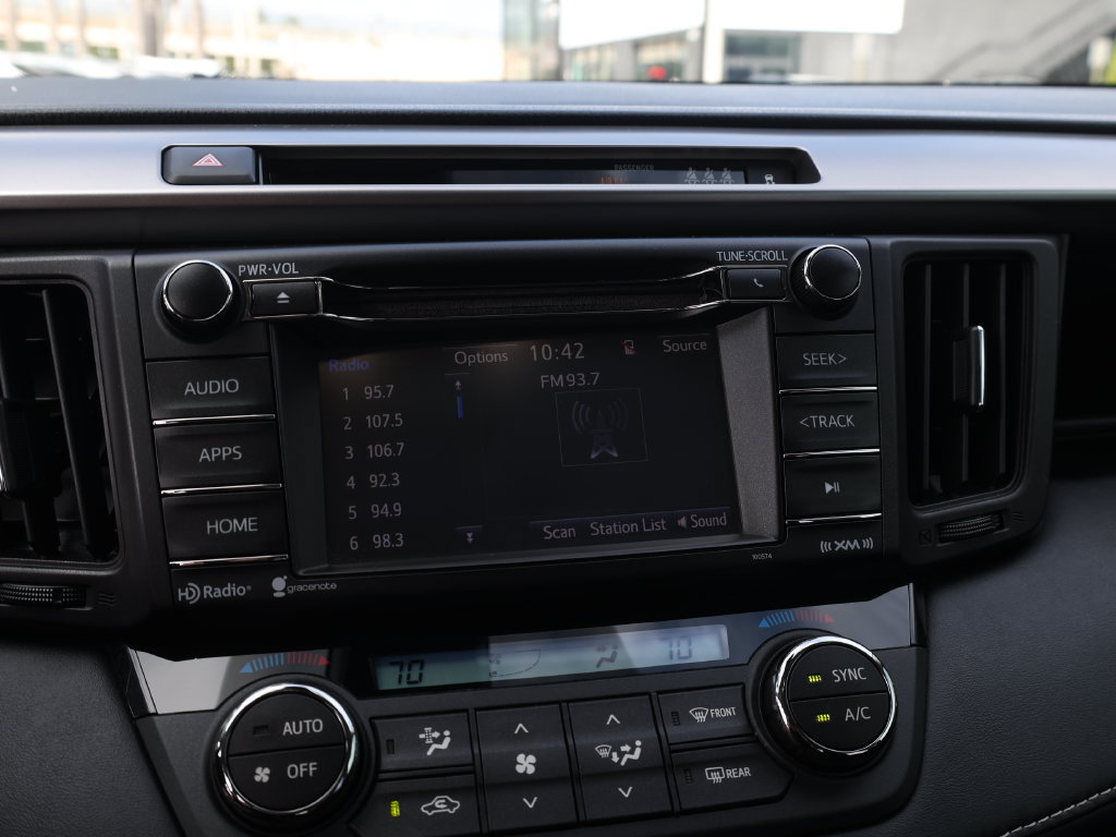 Used 2017 Toyota RAV4 XLE w/ Plus Special Value Package FWD image 27