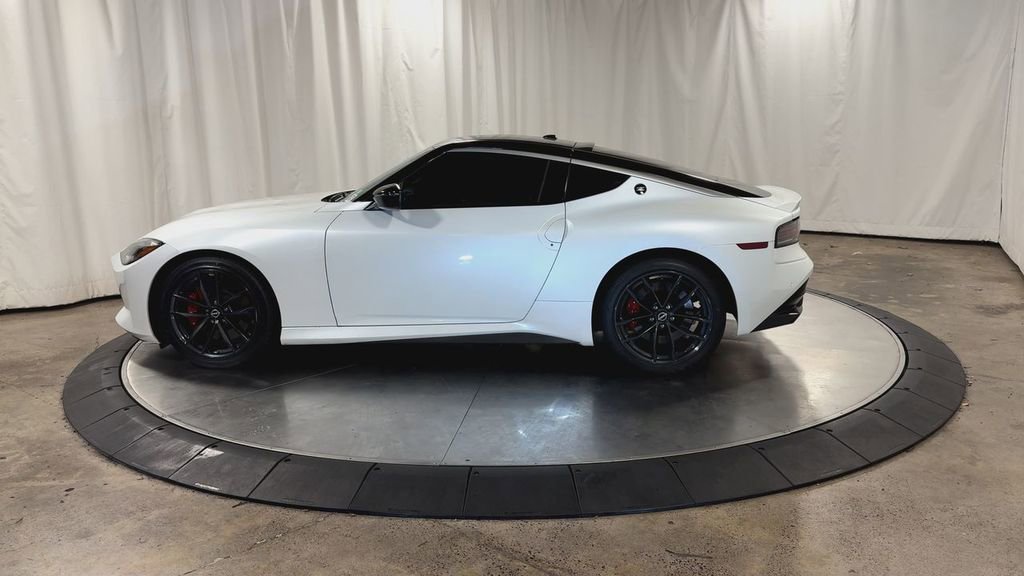 Used 2024 Nissan Z Performance w/ Floor Mat Package image 7