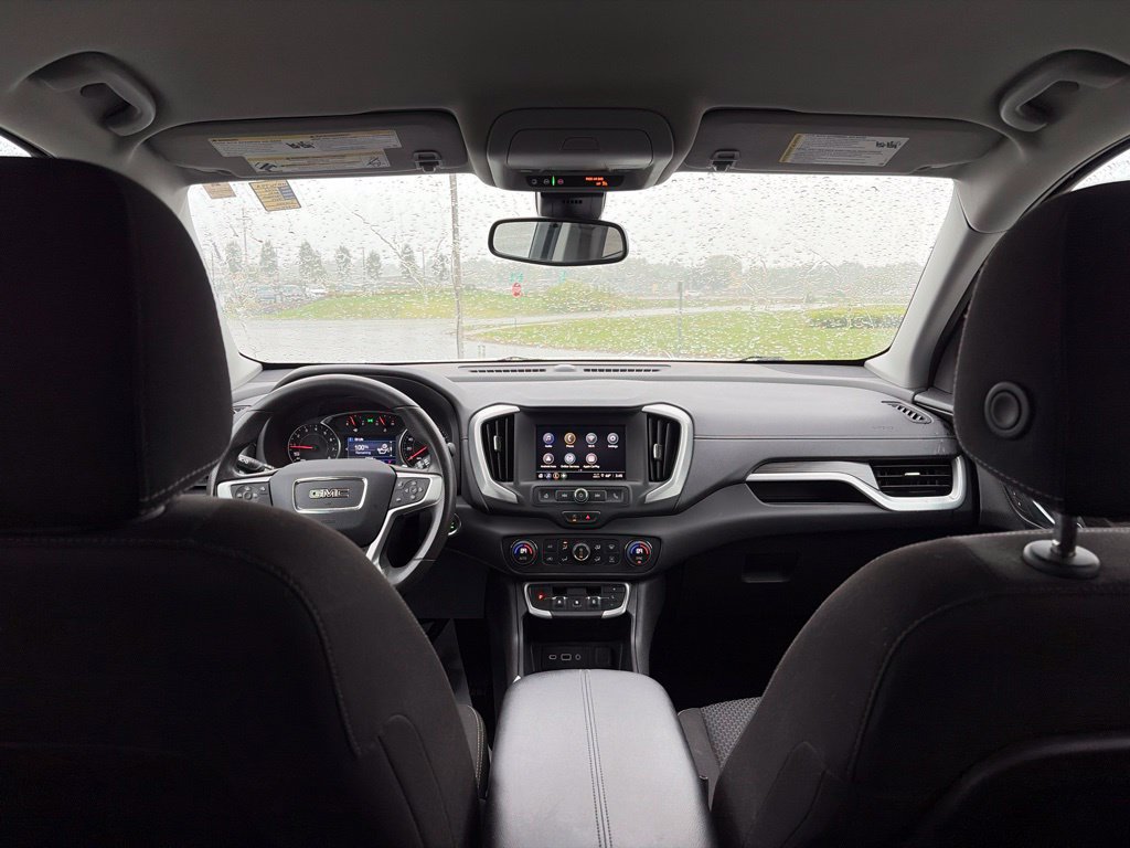 Used 2022 GMC Terrain SLE w/ Driver Convenience Package FWD image 34