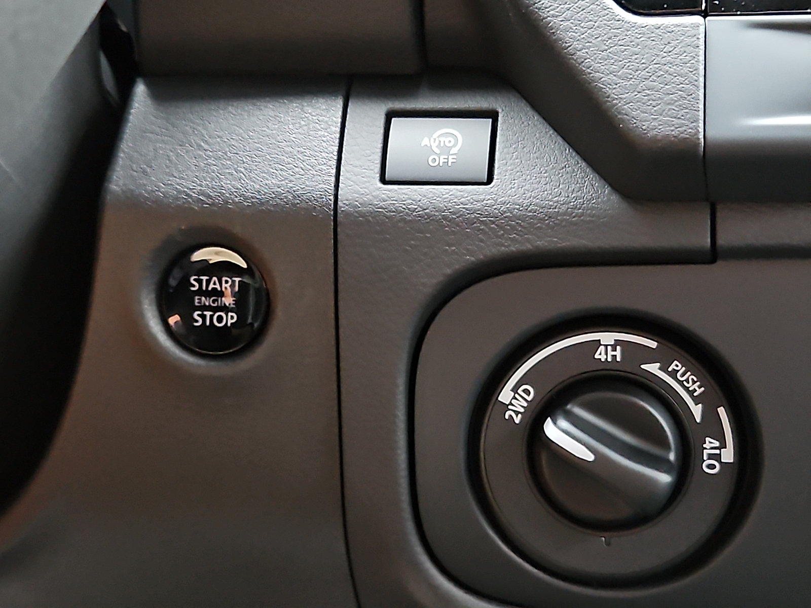 New 2026 Nissan Frontier SV AWD/4WD image 17