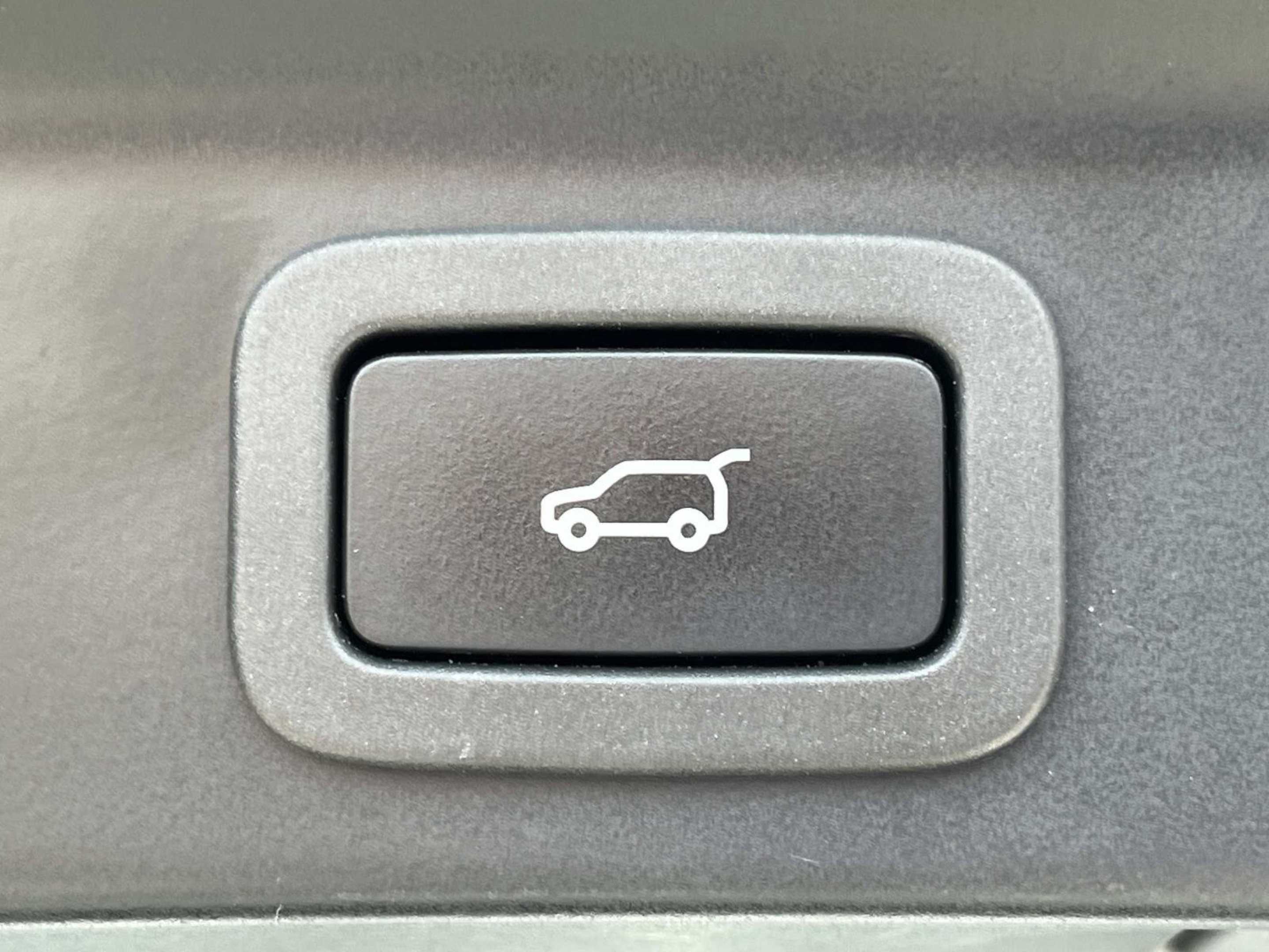 Used 2020 Jaguar F-PACE S AWD/4WD image 20