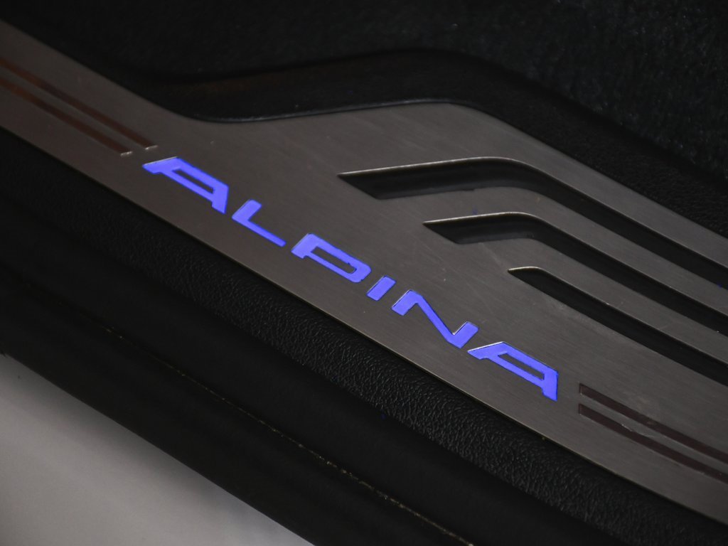 Used 2024 BMW ALPINA XB7 image 15