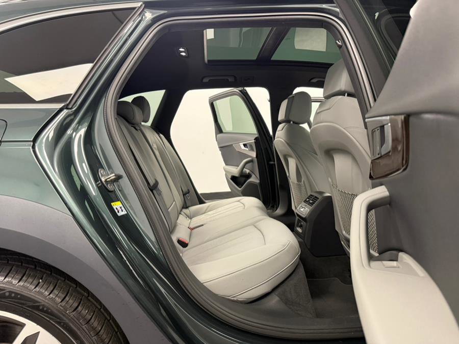 Used 2017 Audi A4 2.0T allroad Premium image 36