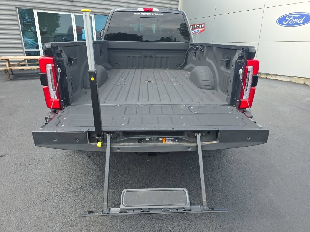 Used 2023 Ford F450 Platinum w/ FX4 Off-Road Package AWD/4WD image 15