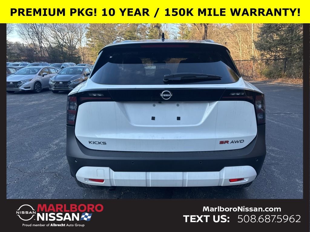 New 2026 Nissan Kicks SR w/ SR Premium Package image 6