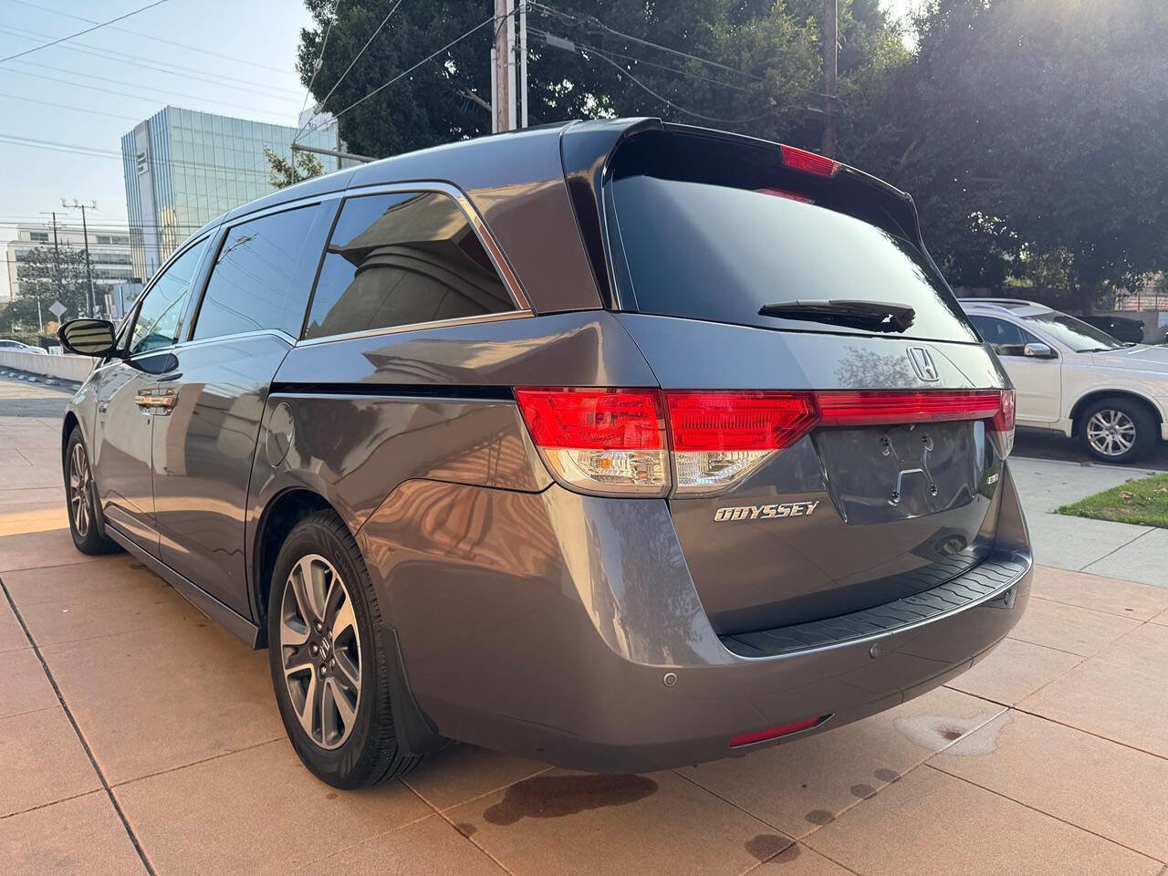 Used 2016 Honda Odyssey Touring image 7