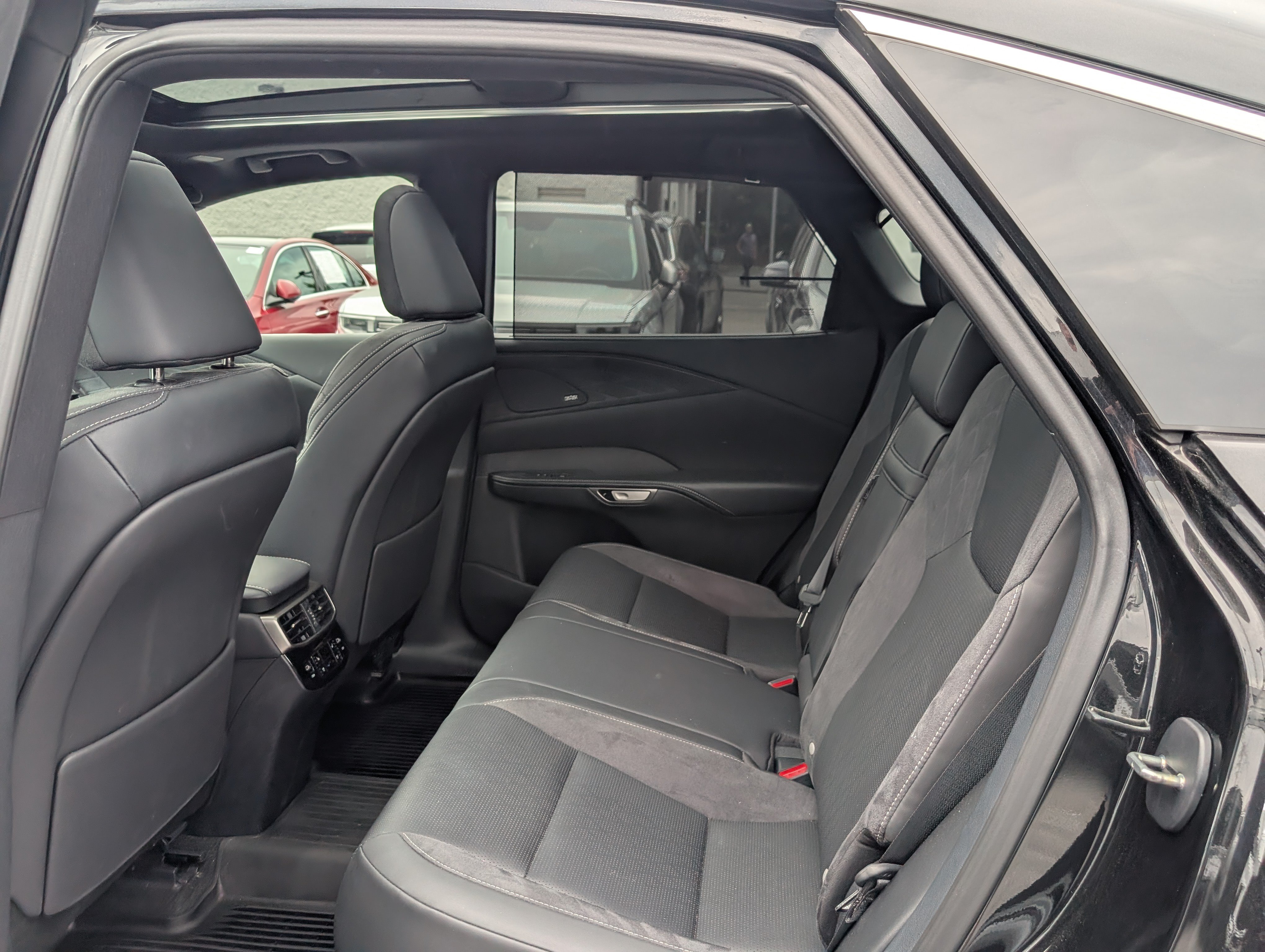 Used 2024 Lexus RX 350 AWD w/ Convenience Package image 15