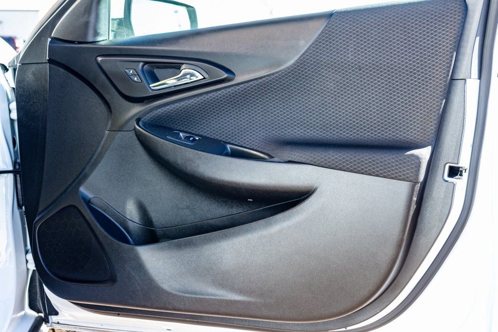 Used 2024 Chevrolet Malibu LT image 17