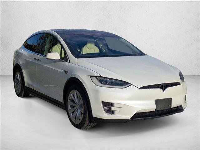 Used 2019 Tesla Model X 75D AWD/4WD image 3