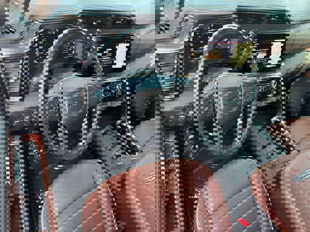 Used 2024 GMC Sierra 2500 Denali Ultimate image 31