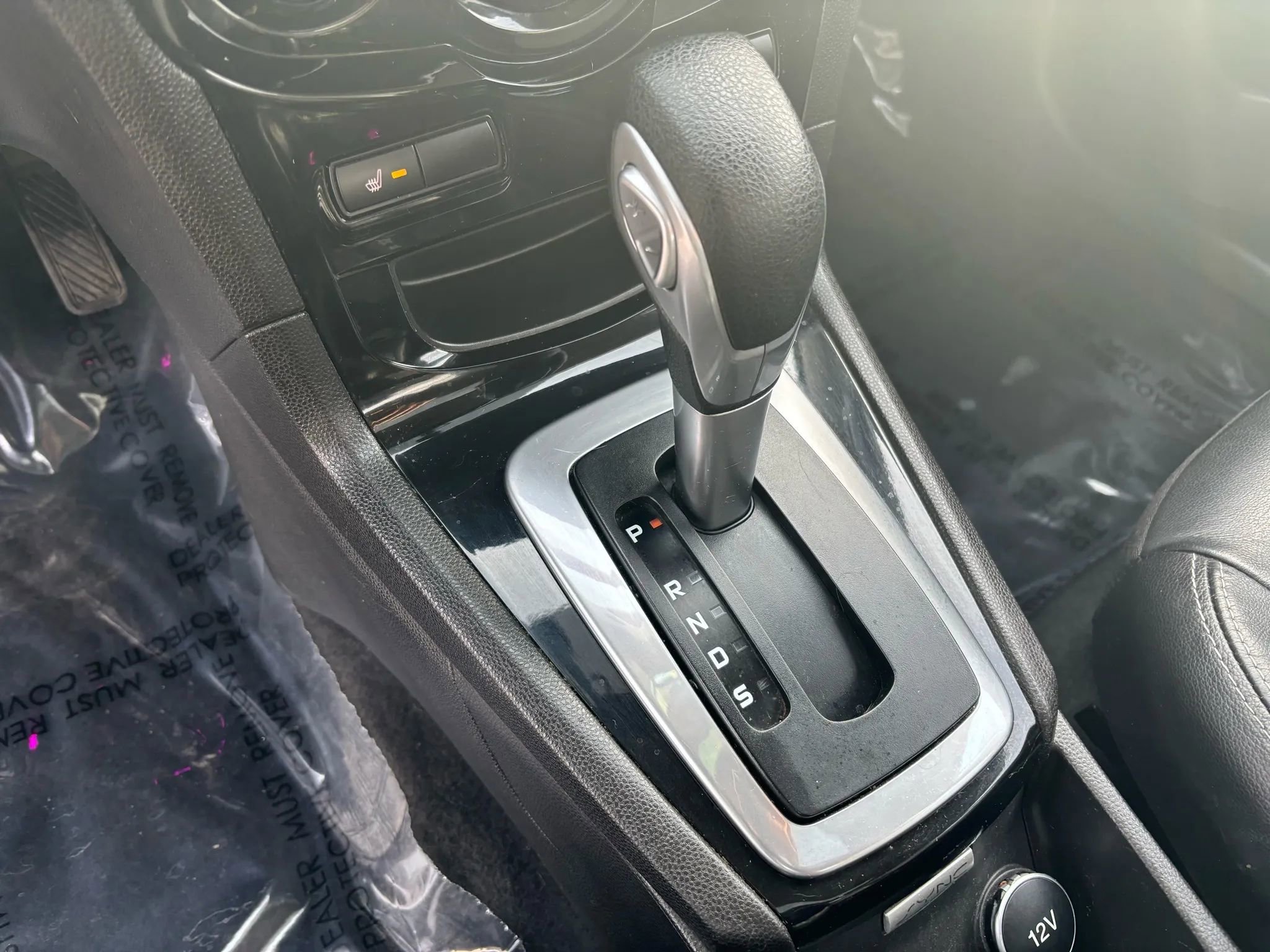 Used 2016 Ford Fiesta Titanium image 28