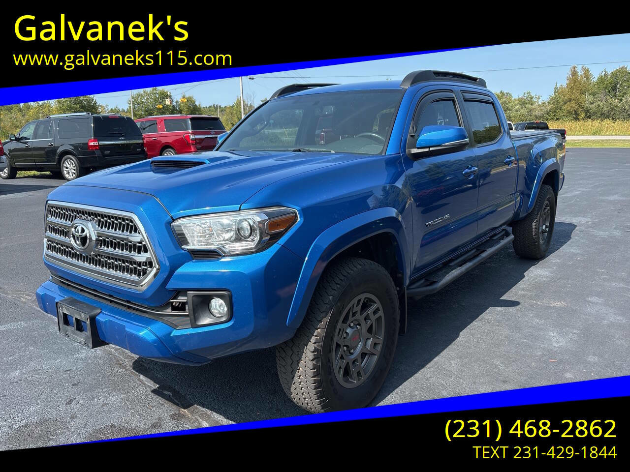 Used 2017 Toyota Tacoma TRD Sport image 1