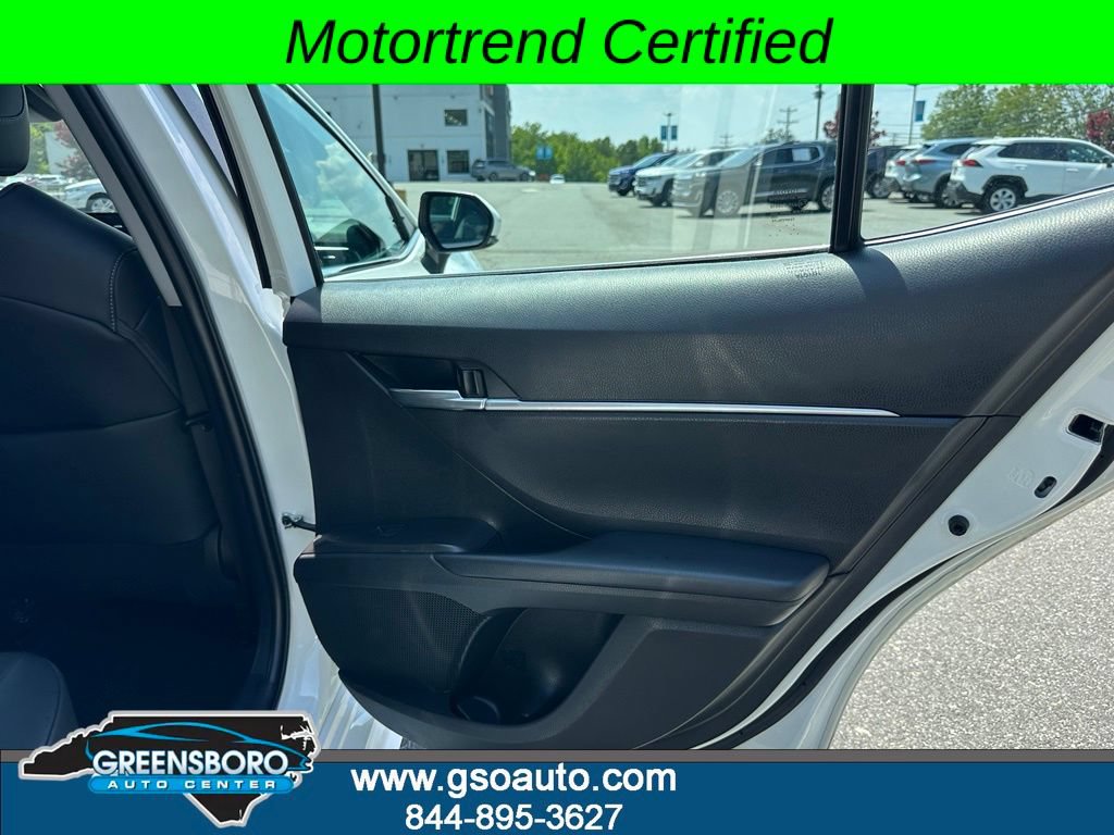 Used 2023 Toyota Camry SE FWD image 18