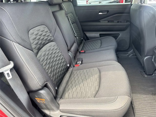 Used 2022 Nissan Pathfinder SV image 12