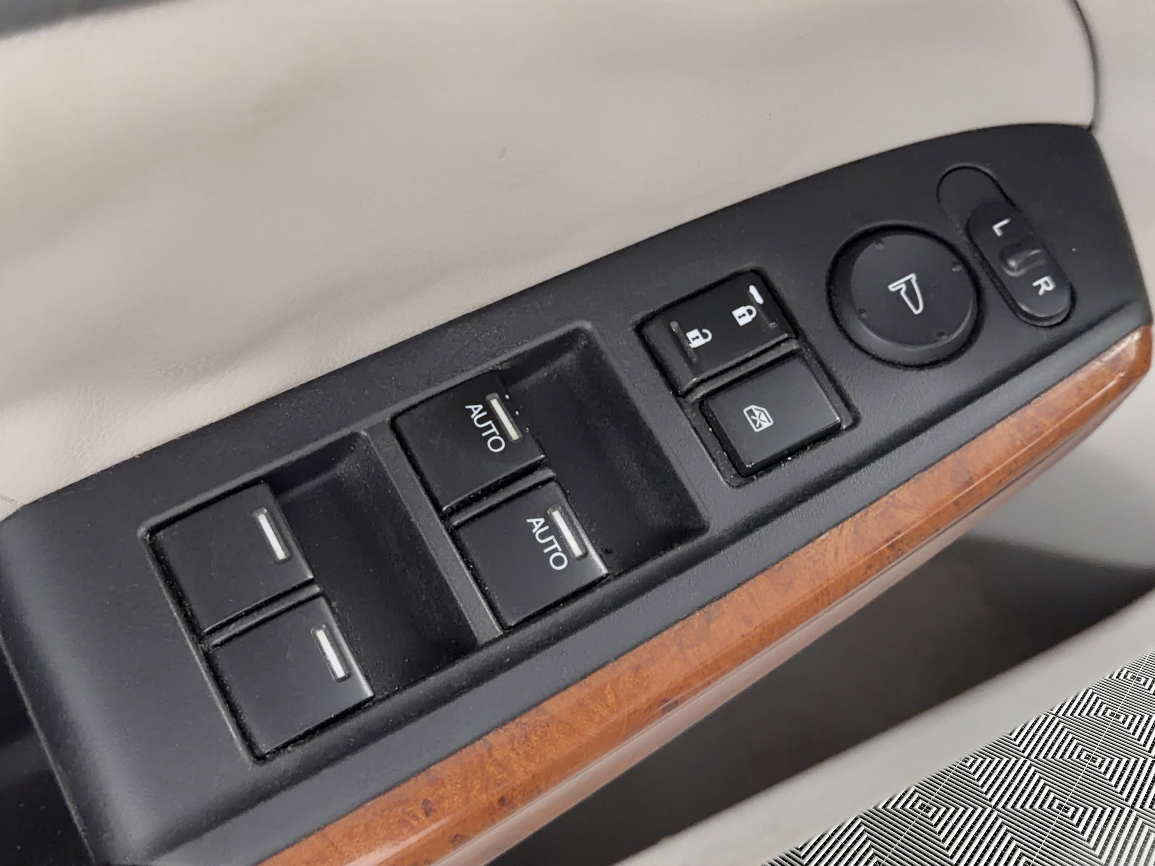 Used 2012 Honda Accord EX-L image 15