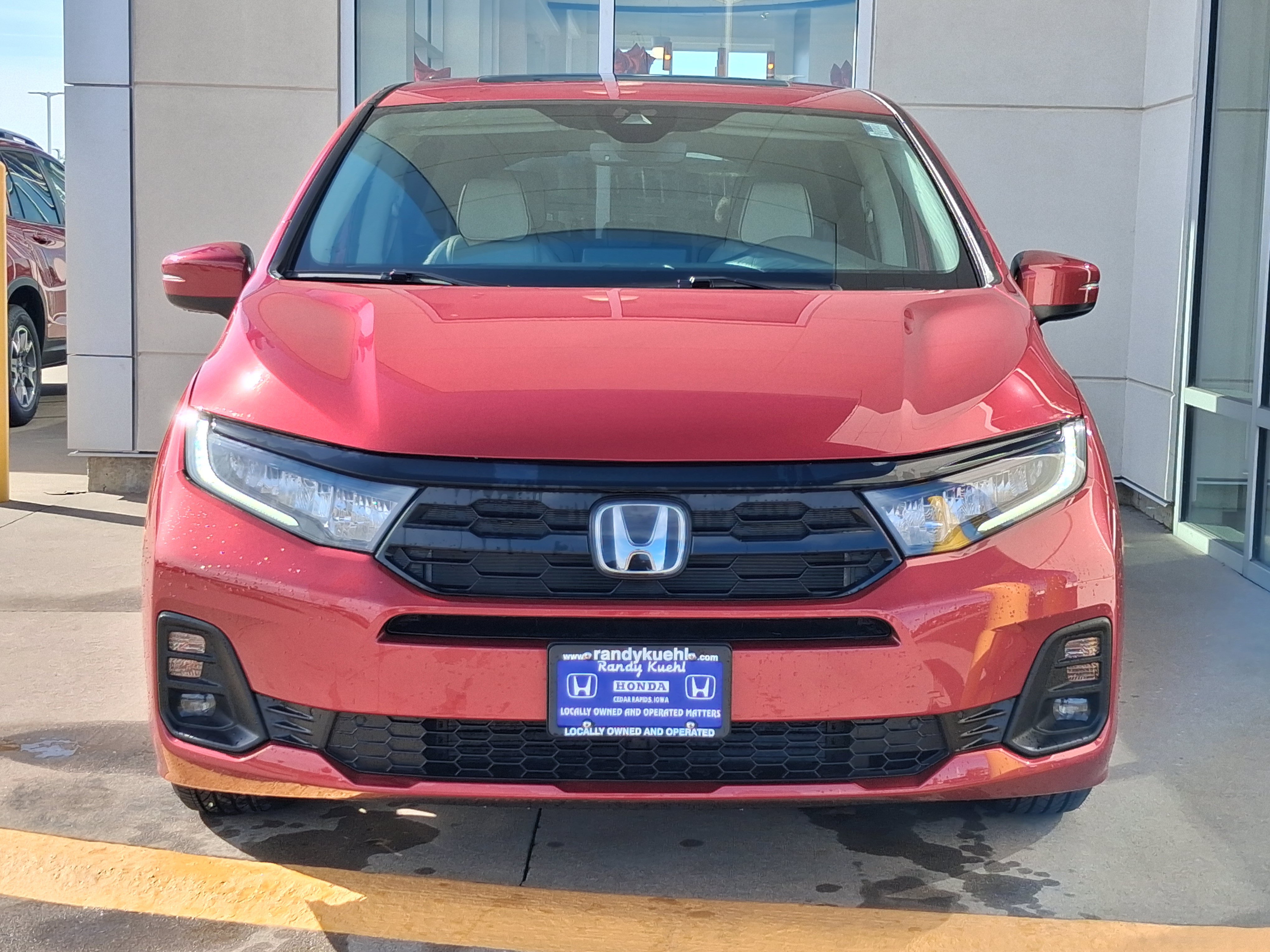 New 2026 Honda Odyssey Touring image 4
