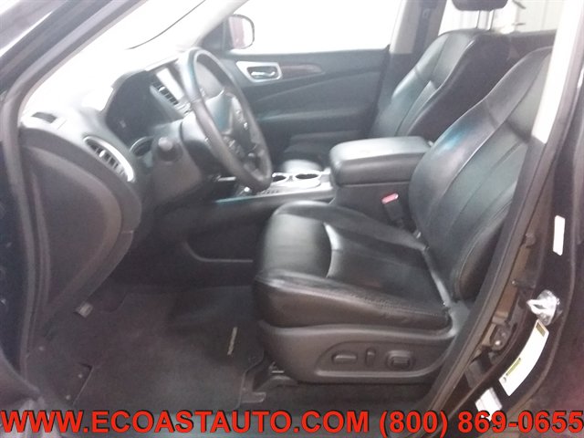 Used 2014 Nissan Pathfinder SL w/ SL Tech Package FWD image 10