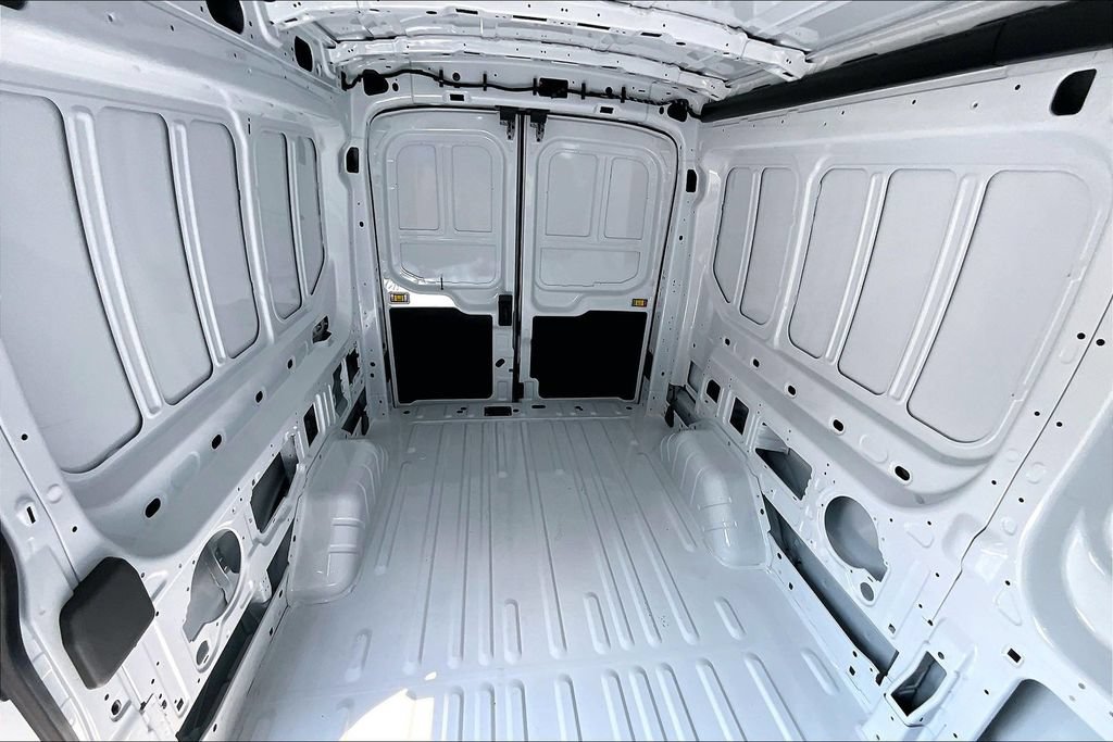 New 2026 Ford Transit 350 148 Medium Roof RWD image 10