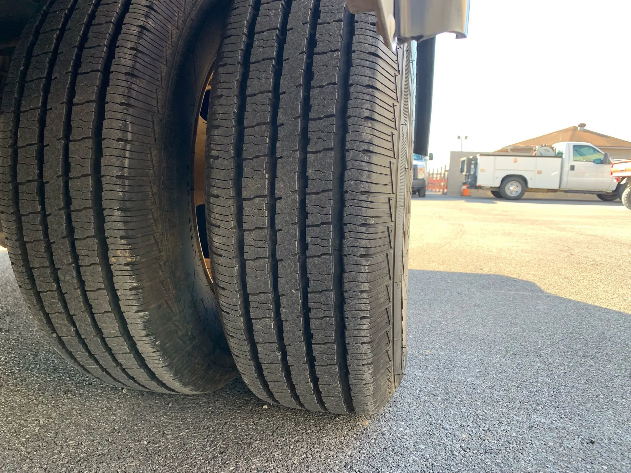 Used 2014 Ford E-350 and Econoline 350 XL w/ A/C Prep Package image 26