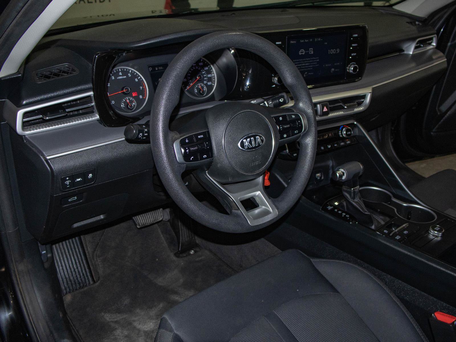 Used 2021 Kia K5 LX FWD image 5