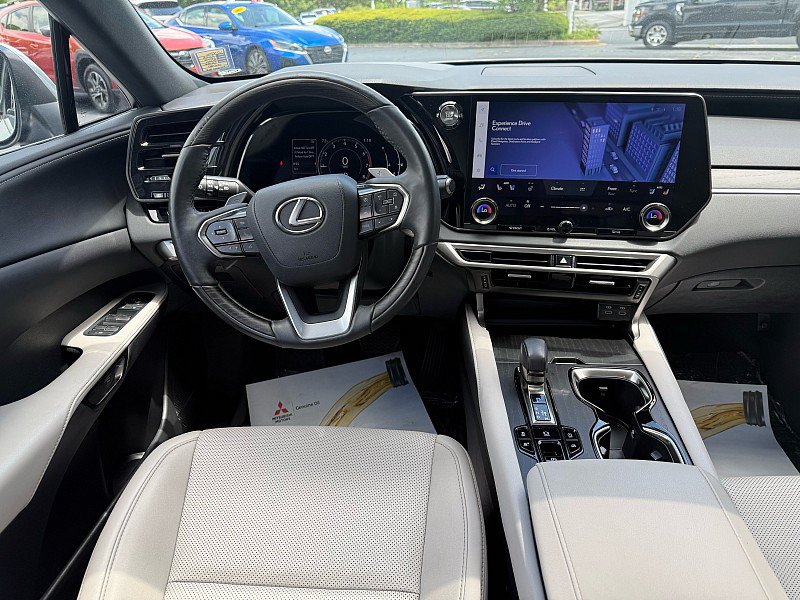Used 2023 Lexus RX 350 Premium w/ Cold Area Package AWD/4WD image 15