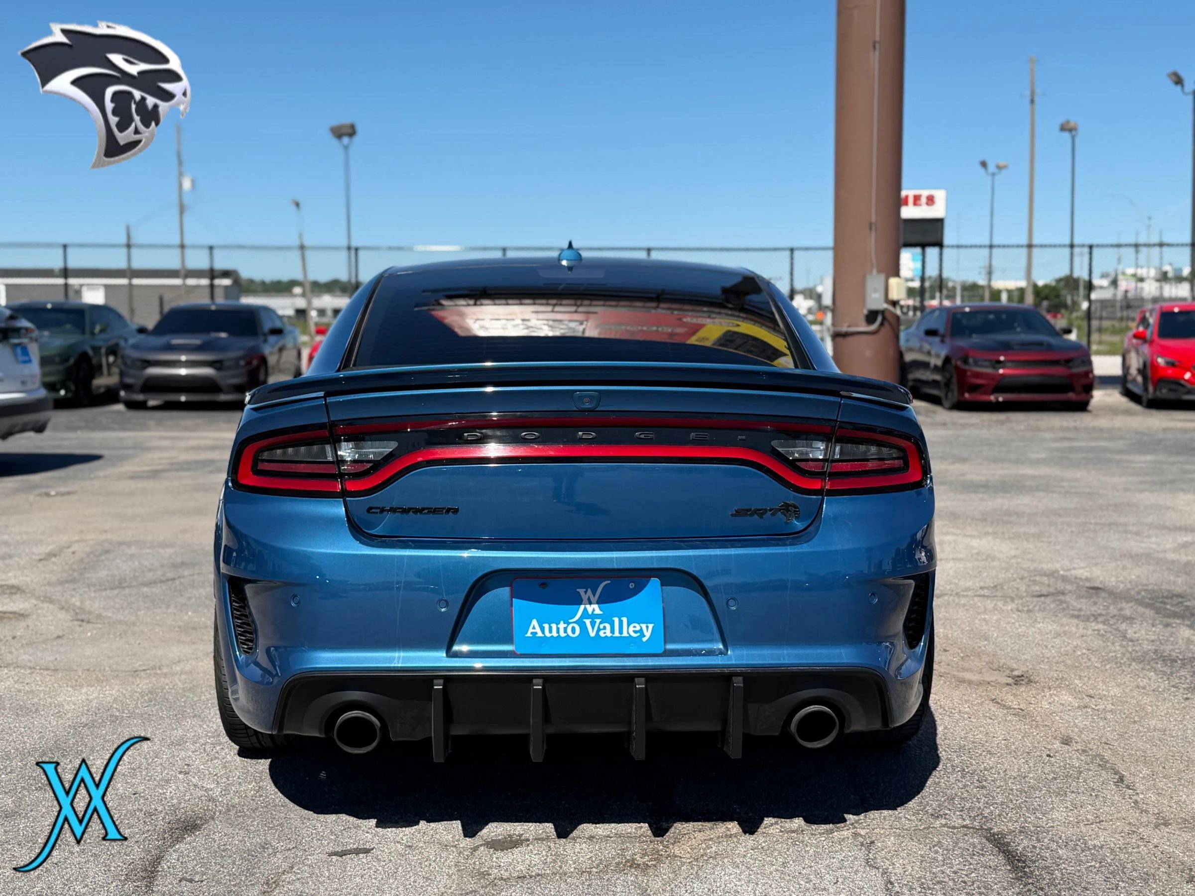 Used 2022 Dodge Charger SRT Hellcat w/ Harman/Kardon Audio Group RWD image 6