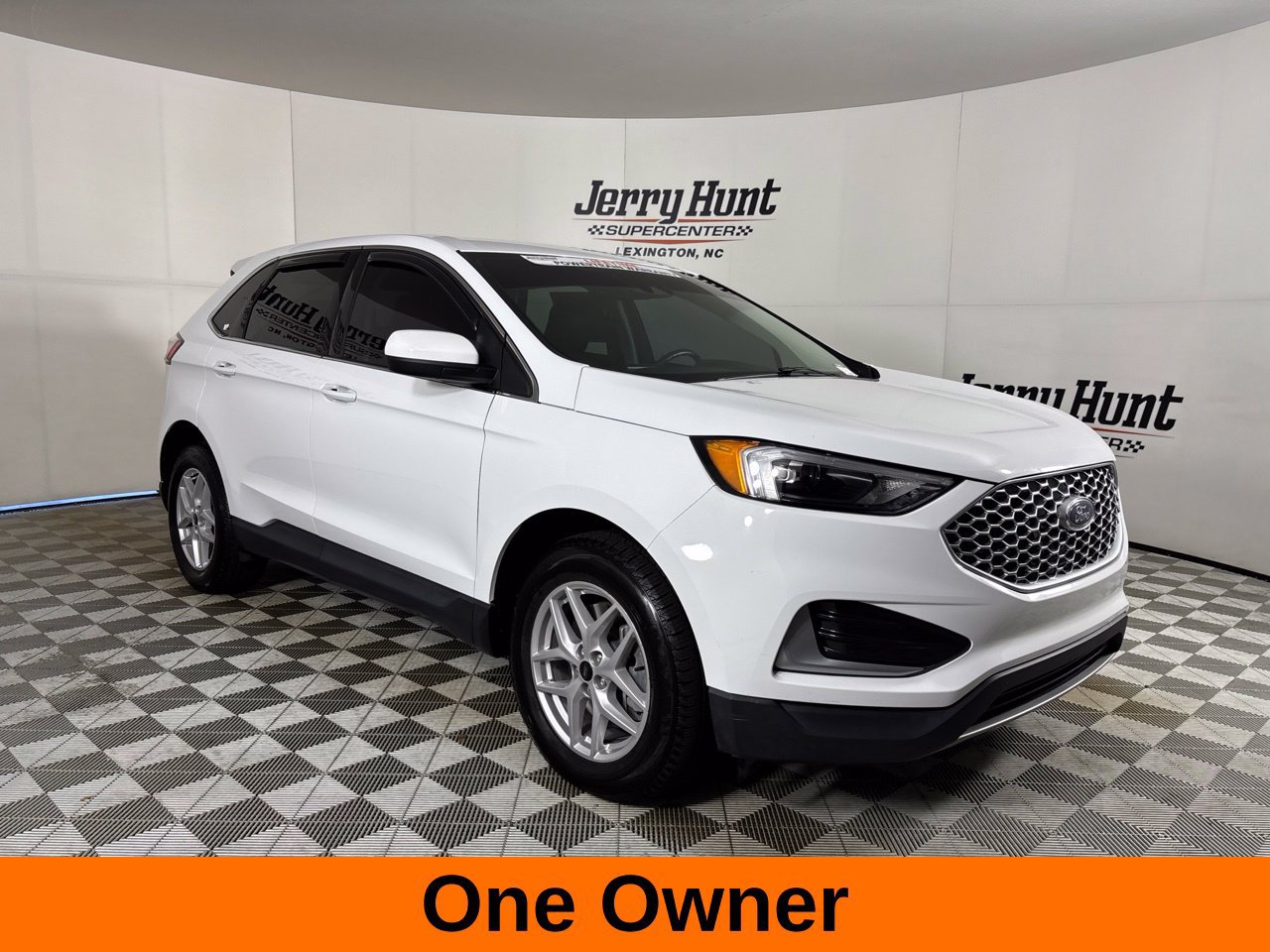 Used 2024 Ford Edge SEL AWD/4WD image 4