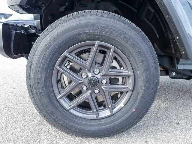 New 2025 Jeep Gladiator Sport AWD/4WD image 27